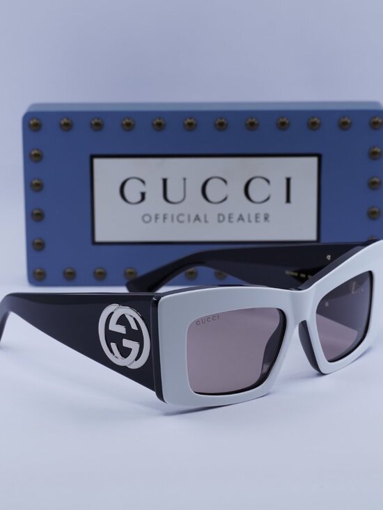 Gucci GG1842S 006 Square Sunglasses - White/Black\\Brown main image 8